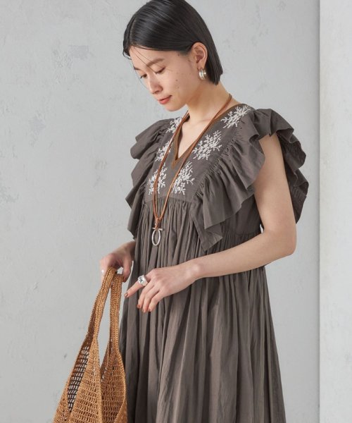 little black:〈手洗い可能〉インド 刺繍 袖 フリル デザイン ワンピース ◇ 