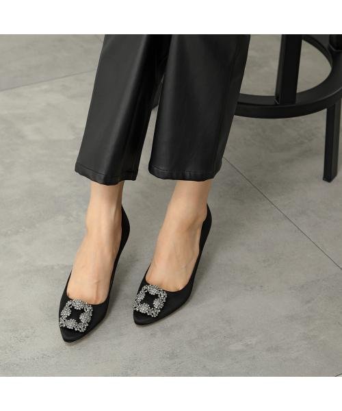 MANOLO BLAHNIK パンプス HANGISI FMC SATIN 070 MANOLO BLAHNIK パンプス HANGISI FMC SATIN