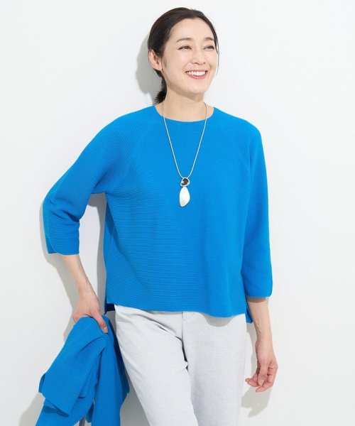 [日本製/アンサンブル対応]ホールガーメント7分袖ニット 商品説明ベーシックなデザインで着回し力抜群のニット ■デザインホールガーメント７分袖プルオーバーです。ガーターで身頃と袖に変化をつけ、シンプルながらも表情豊かなデザインとなっています。ほどよくゆ V1518944096(11550円)