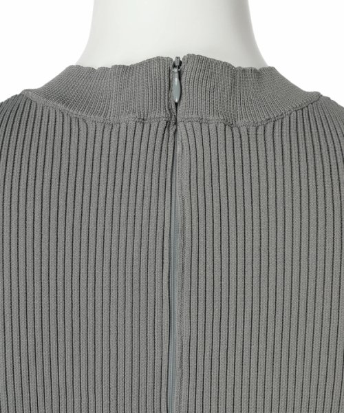 フレアニットワンピース 予めご了承ください