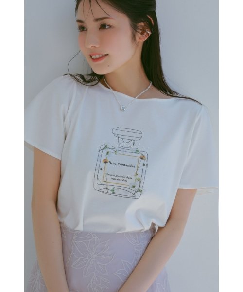 Couture Brooch(クチュールブローチ)/【マシンウォッシャブル】フラワーパフュームフレア袖Tシャツ/img01