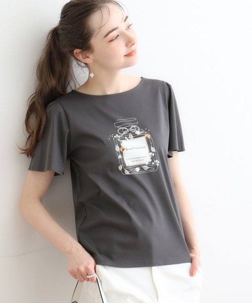 Couture Brooch(クチュールブローチ)/【マシンウォッシャブル】フラワーパフュームフレア袖Tシャツ/img18