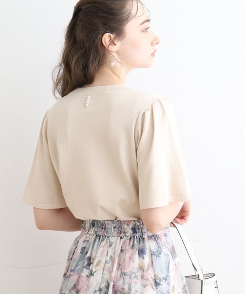 Couture Brooch(クチュールブローチ)/【接触冷感/UV/洗える】バックパール調デザイン 袖フレアニット/img06