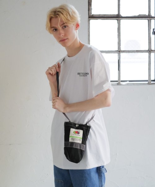 FRUIT OF THE LOOM(フルーツオブザルーム)/FRUIT OF THE LOOM/フルーツオブザルーム　NYLON SHOULDERBAG Ssize / ミニバッグ ショルダー コンパクト ナイロン /img05