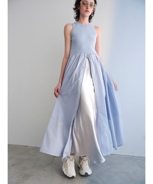 サテンナロースカート 予めご了承ください