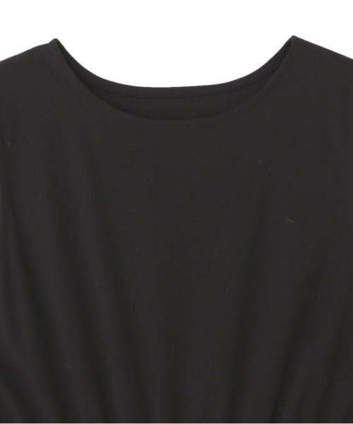 スムースドッキングボリュームアシメワンピース 商品説明一枚でスタイルが決まる！スムースカットソーとシアースカートをドッキングしたレディなワンピースです。配色の効いた E1438215098(11000円)