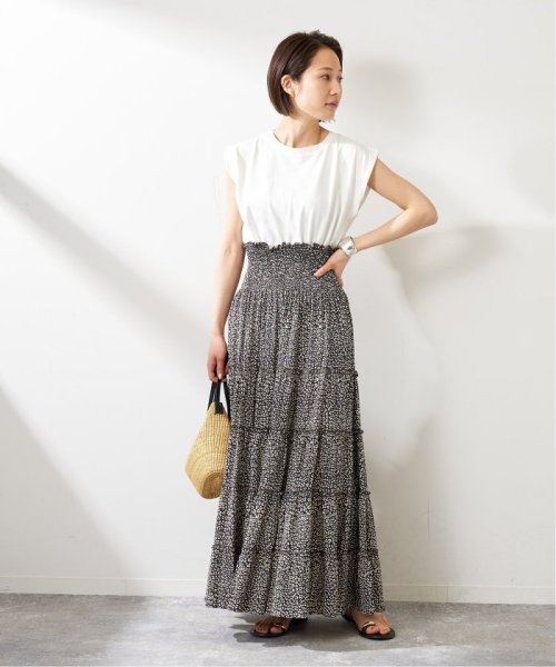 journal standard  L'essage (ジャーナルスタンダード　レサージュ)/《予約》《別注》【LUSANA / ルサーナ】RUFFLE TIRED MAXI SKIRT：スカート/img01