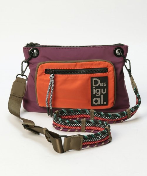 Voyager マルチポジション マキシバックパック 