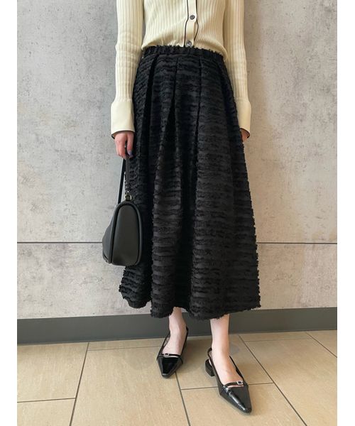 タックボリュームシャギーフレアロングスカート 商品説明【フリンジ