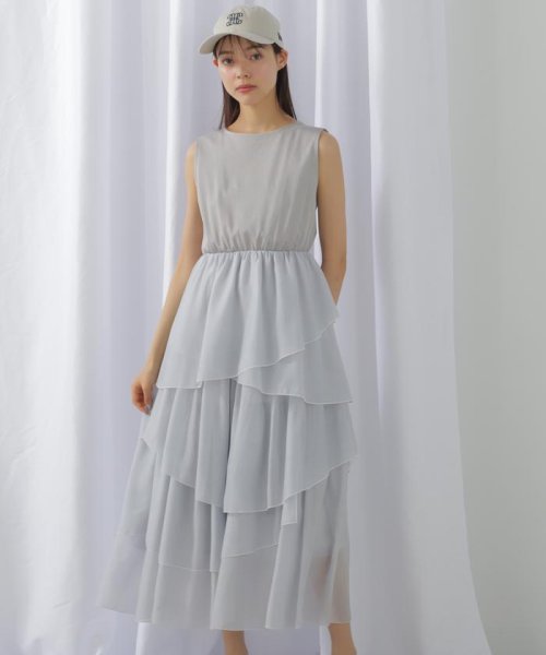 スムースドッキングボリュームアシメワンピース 商品説明一枚でスタイルが決まる！スムースカットソーとシアースカートをドッキングしたレディなワンピースです。配色の効いた E1438215098(11000円)