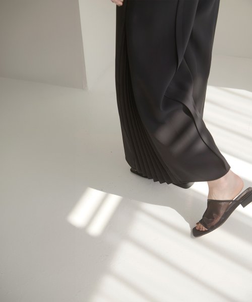 MIELI INVARIANT(ミエリ インヴァリアント)/Pleat Hem Block Pants/img18