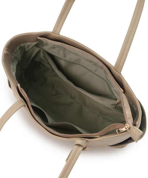 【多ポケ／ポケ7】サイドポケット軽量通勤A4トート 人気・おすすめ｜安定人気・収納便利におすすめ 期間限定割引 配送追跡可 在庫残りわずか