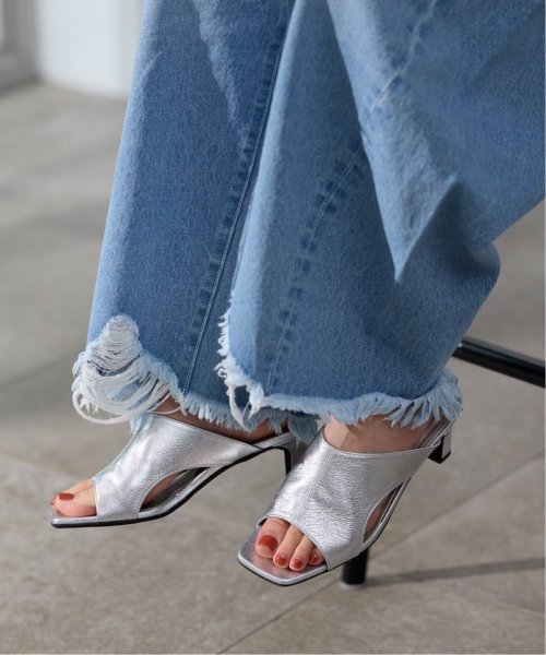 【atelier brugge/アトリエブルージュ】 CUTTING MULES：シューズ atelier brugge/アトリエブルージュ CUTTING