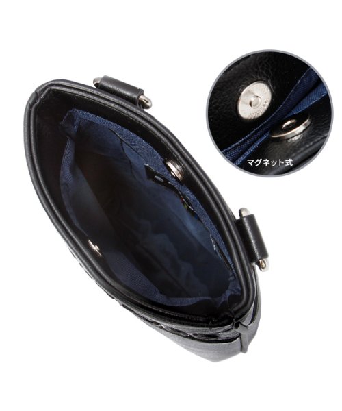 カステルバジャック ダナン バッグ ショルダーバッグ ショルダーポーチ メンズ レディース 斜めがけバッグ Danang CASTELBAJAC 45111 シンプルなデザインながらも 大胆で存在感のあるロゴが際立ち スタイリッシュな雰囲気を醸し出しています