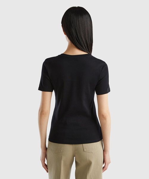 BENETTON (women)(ベネトン（レディース）)/ロゴ刺繍入りUネック半袖Tシャツ・カットソー/img01