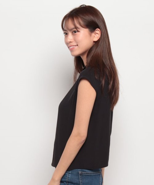 BENETTON (women)(ベネトン（レディース）)/ビスコース100%フレンチスリーブハイネックシャーリングブラウス/img05