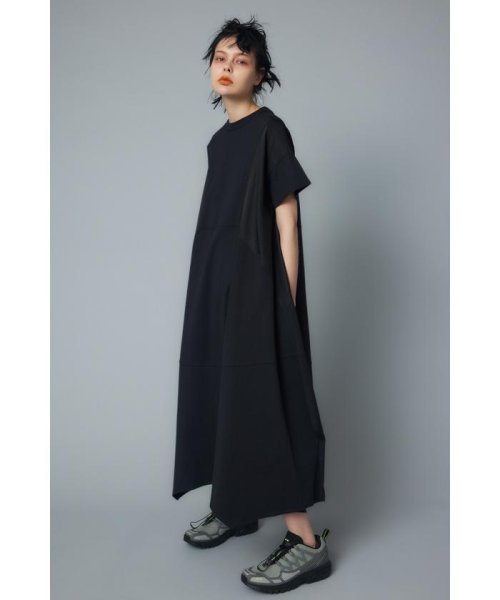 HeRIN.CYE(ヘリンドットサイ)/Trapezoid switching dress/img02