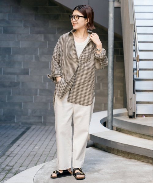 【W by Woadblue / ダブリューバイウォードブルー】LOOSE TAPERED DENIM by Woadblue ダブリューバイウォードブルー Spick LOOSE TAPERED 160cm　着用サイズ 25ブルー 163cm　着用サイズ