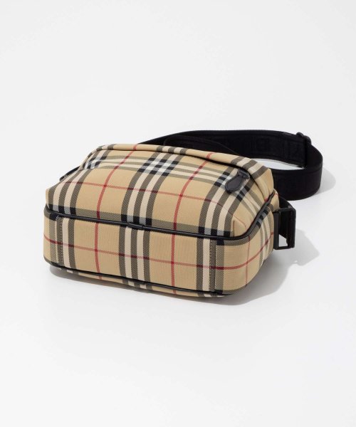 BURBERRY(バーバリー)/バーバリー BURBERRY 8084111 ショルダーバッグ メンズ バッグ ミニ ローラ クロスボディ ショルダーチェーン TB斜め掛け A1189 プレゼ/img03