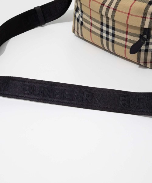 BURBERRY(バーバリー)/バーバリー BURBERRY 8084111 ショルダーバッグ メンズ バッグ ミニ ローラ クロスボディ ショルダーチェーン TB斜め掛け A1189 プレゼ/img05