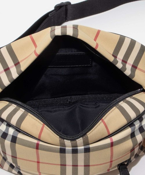 BURBERRY(バーバリー)/バーバリー BURBERRY 8084111 ショルダーバッグ メンズ バッグ ミニ ローラ クロスボディ ショルダーチェーン TB斜め掛け A1189 プレゼ/img06