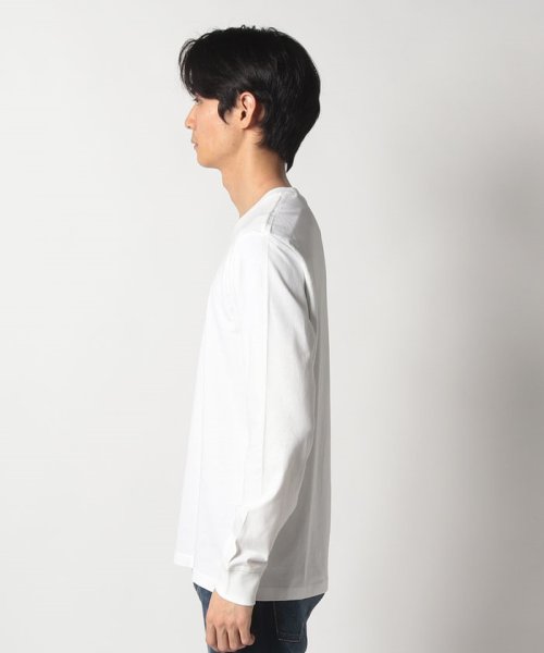 LEVI’S OUTLET(リーバイスアウトレット)/RELAXED LS GRAPHIC TEE LS BOXTAB WHITE GRAPHIC/img01