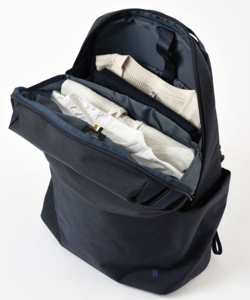 STLAKT ラウンドバックパック L STLAKT