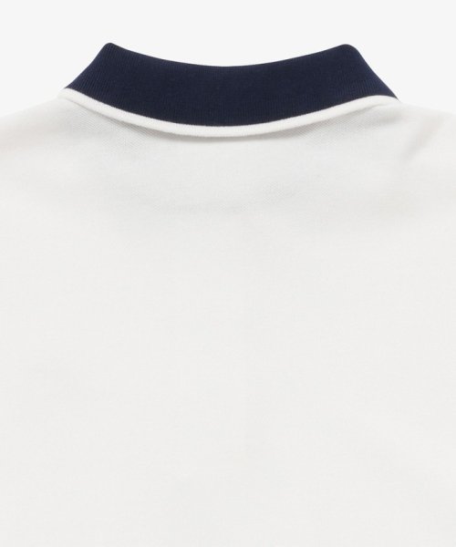 ヘビーウェイト鹿の子 ボクシーシルエットクレリックポロシャツ 商品説明スポーティなバイカラーがトラッドな印象にカラー部分と袖のリブをバイカラーで仕立てることでスポーティなコントラストを演出しているリラックスフィットPOLO。ゆとりのあるボクシーなシルエット KU1501847526(11440円)