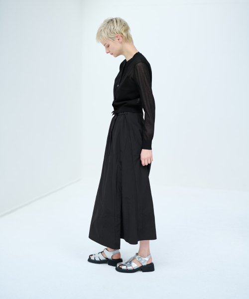 ショート丈ニットカーディガン 