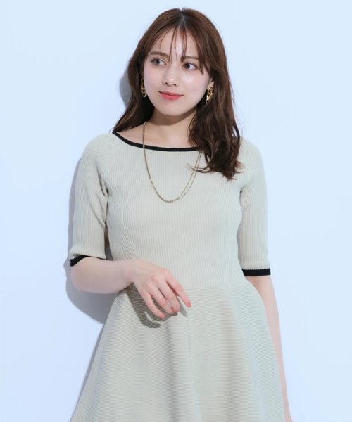 ホールガーメント配色ワンピ 予めご了承ください