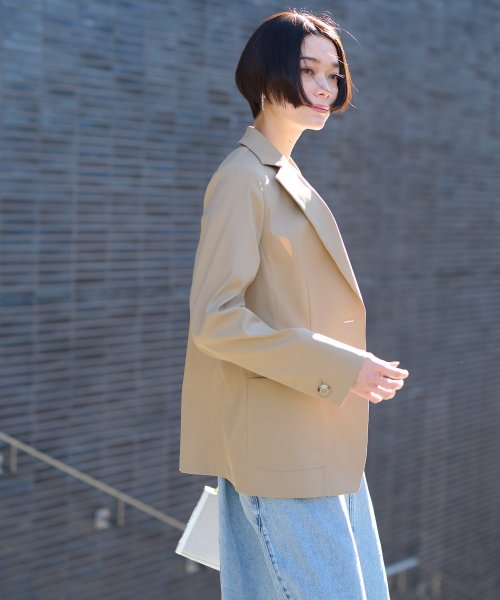 テーラードジャケット 