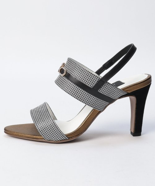 バックストラップサンダル 