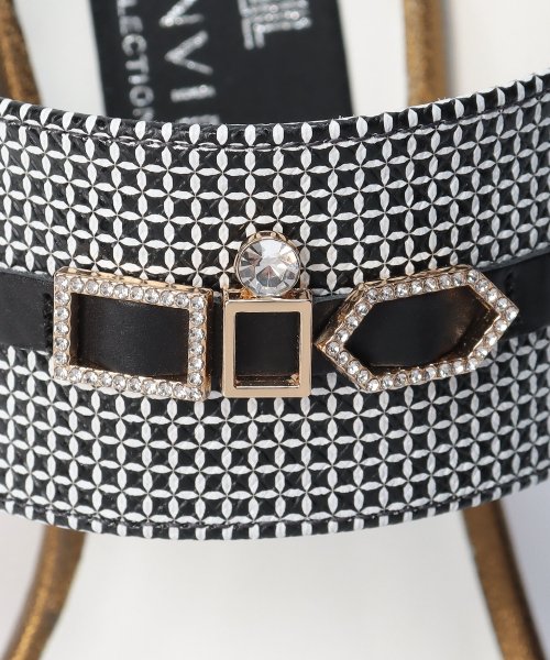 バックストラップサンダル 