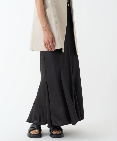 ランダムフレア マーメイドスカート 