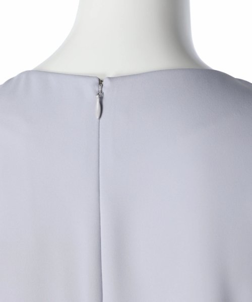 レイヤーラッフルフロントバーブラウス 予めご了承ください