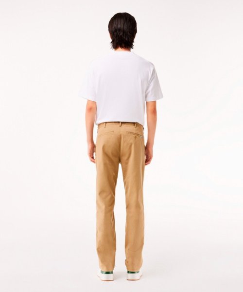 LACOSTE Mens(ラコステ　メンズ)/オーガニックコットン ロゴピスネーム スリムフィットストレッチチノパンツ/img09