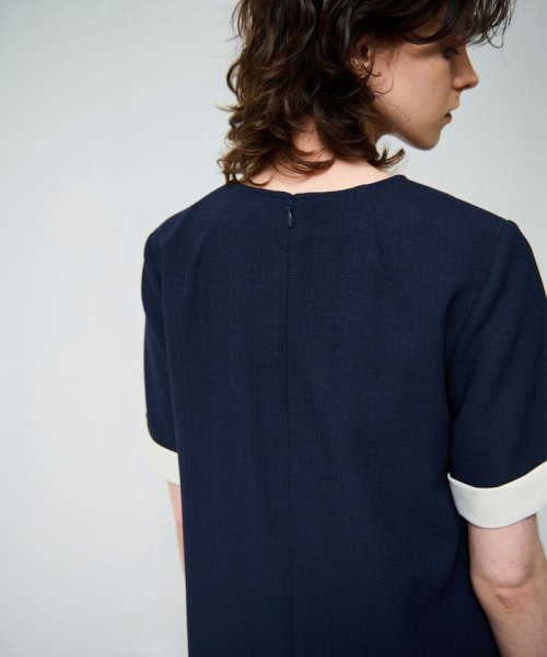 ビジューエンブレムワンピース 