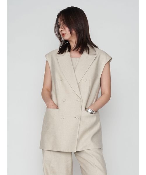 ピークドラペルスリーブレスダブルジャケット 予めご了承ください