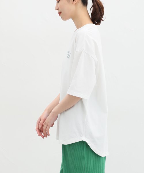 Honeys(ハニーズ)/刺繍ロゴゆるＴシャツ トップス Tシャツ ロゴT 半袖 オーバーサイズ UVカット /img25