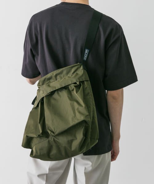 URBAN RESEARCH DOORS(アーバンリサーチドアーズ)/『別注』JULY NINE×DOORS　HELMET SHOULDER BAG/img01