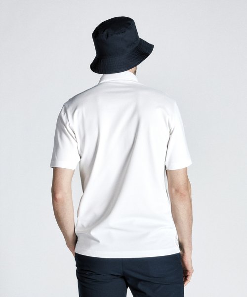 Munsingwear(マンシングウェア)/EXcDRY D－Tecトロピカルペンギン刺繍デザイン半袖シャツ/img02