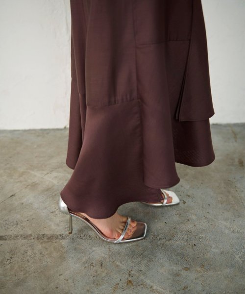 イレギュラーヘムスカート 