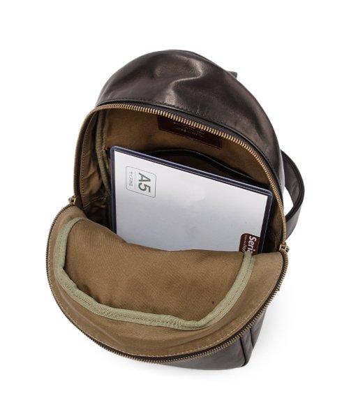 ダコタ ブラックレーベル ボディバッグ ワンショルダーバッグ メンズ 軽量 縦型 日本製 Dakota BLACK LABEL ホースト3 1623807 ダコタ 1623807 HOV1622388102(12441円)