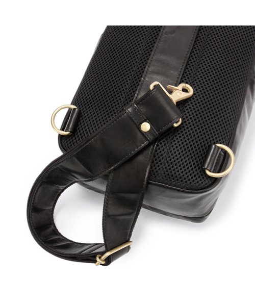 ダコタ ブラックレーベル ボディバッグ ワンショルダーバッグ メンズ 軽量 縦型 日本製 Dakota BLACK LABEL ホースト3 1623807 ダコタ 1623807 HOV1622388102(12441円)