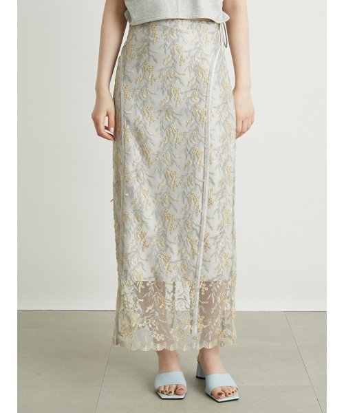 セール】エンブロイダリーラインタイトスカート(506063037) | リリー  