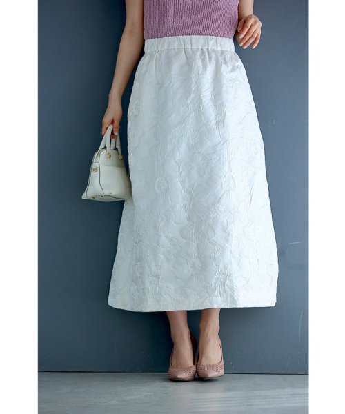 CAWAII(カワイイ)/浮き彫り白花レリーフミディアムスカート/img02