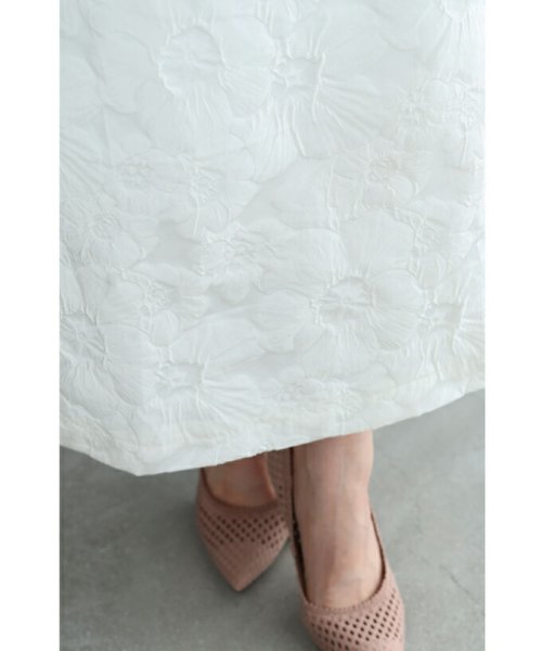 CAWAII(カワイイ)/浮き彫り白花レリーフミディアムスカート/img17