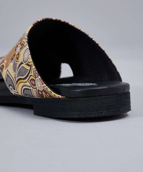 ALFREDOBANNISTER(ALFREDOBANNISTER)/【WRAP SHOES】レザー サイドキャビティ ボタニカル柄 スライド サンダ/img09