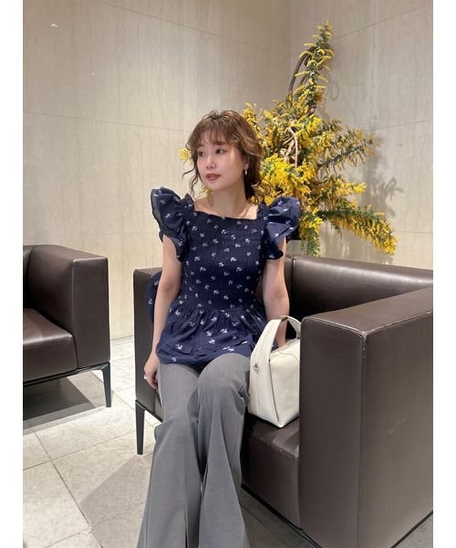 フロントスリットパンツ 予めご了承ください