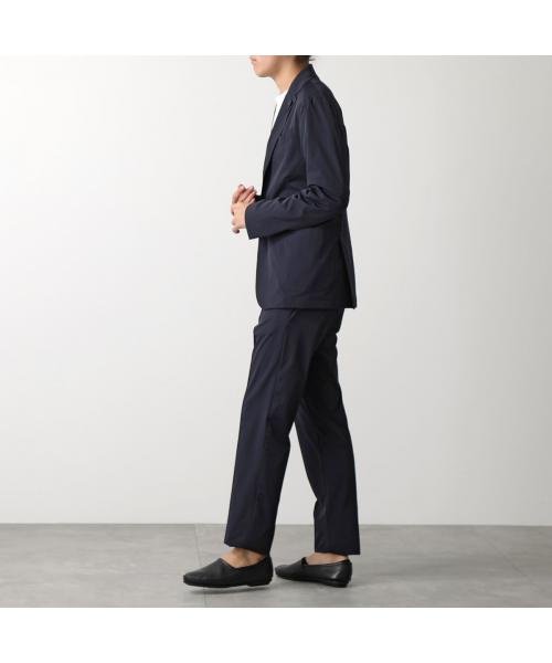 LARDINI テックジャージースーツ JZ143AQ88 EQEL62701 LARDINI テックジャージースーツ JZ143AQ88 ノッチドラペル サイドベンツ